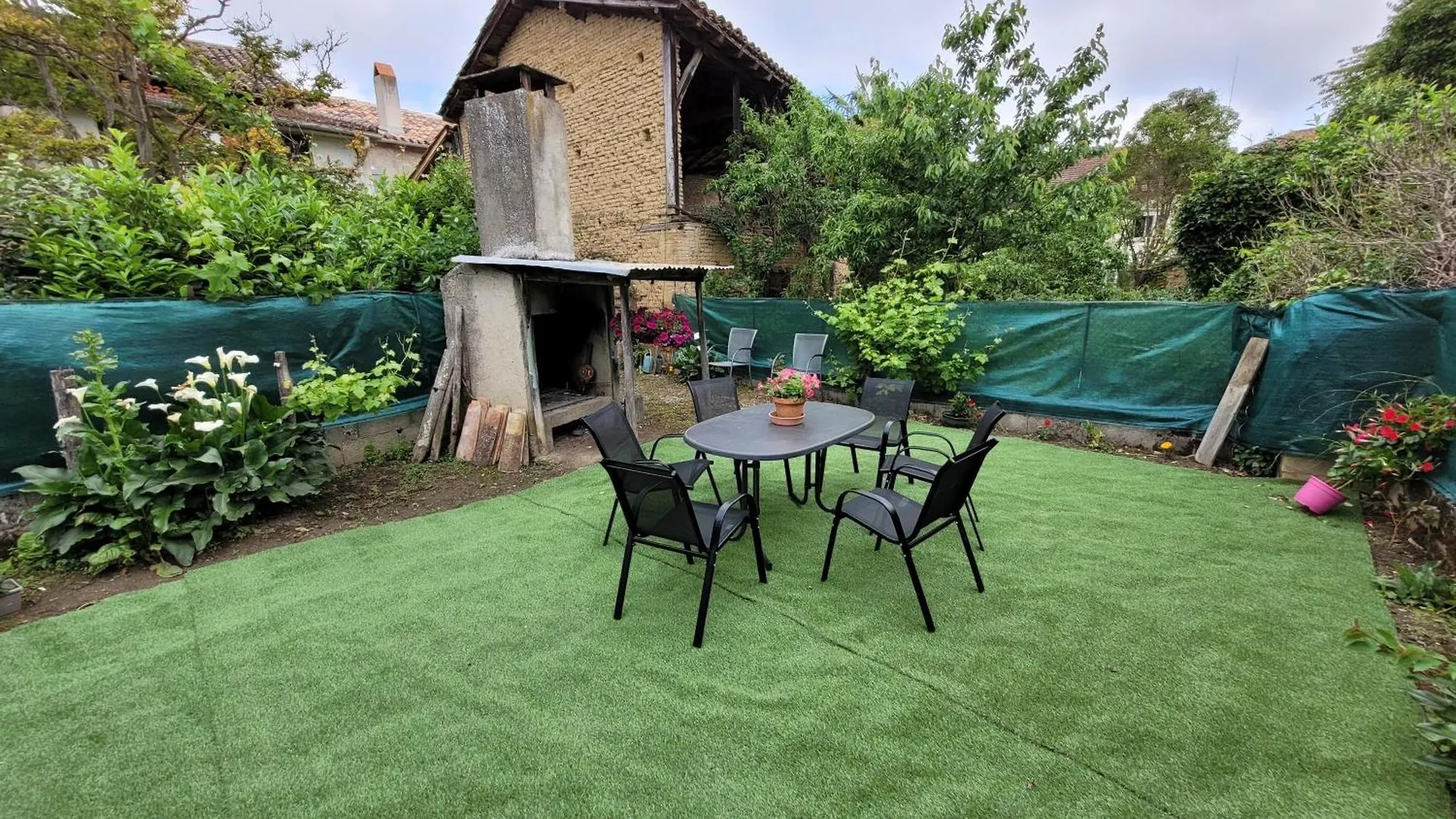 Apartment La Maison De Gaetan L'Isle-en-Dodon